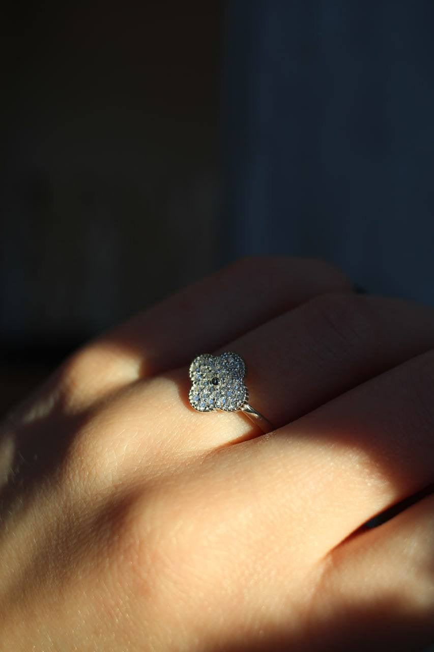 Silver Ring Clover with Zirconia Stones