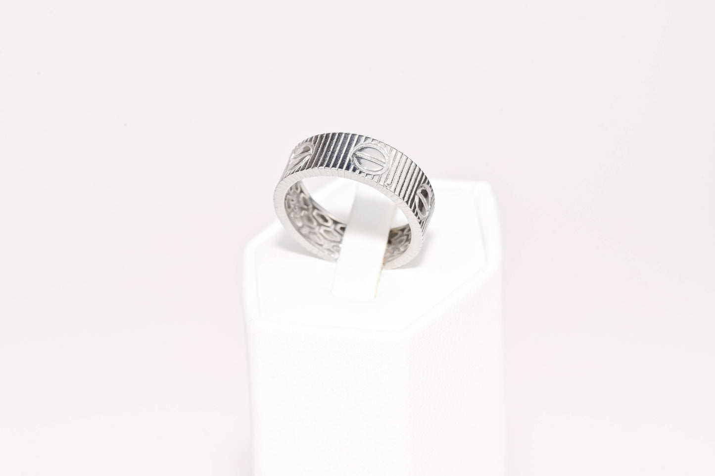 Silver Ring Geometric Design