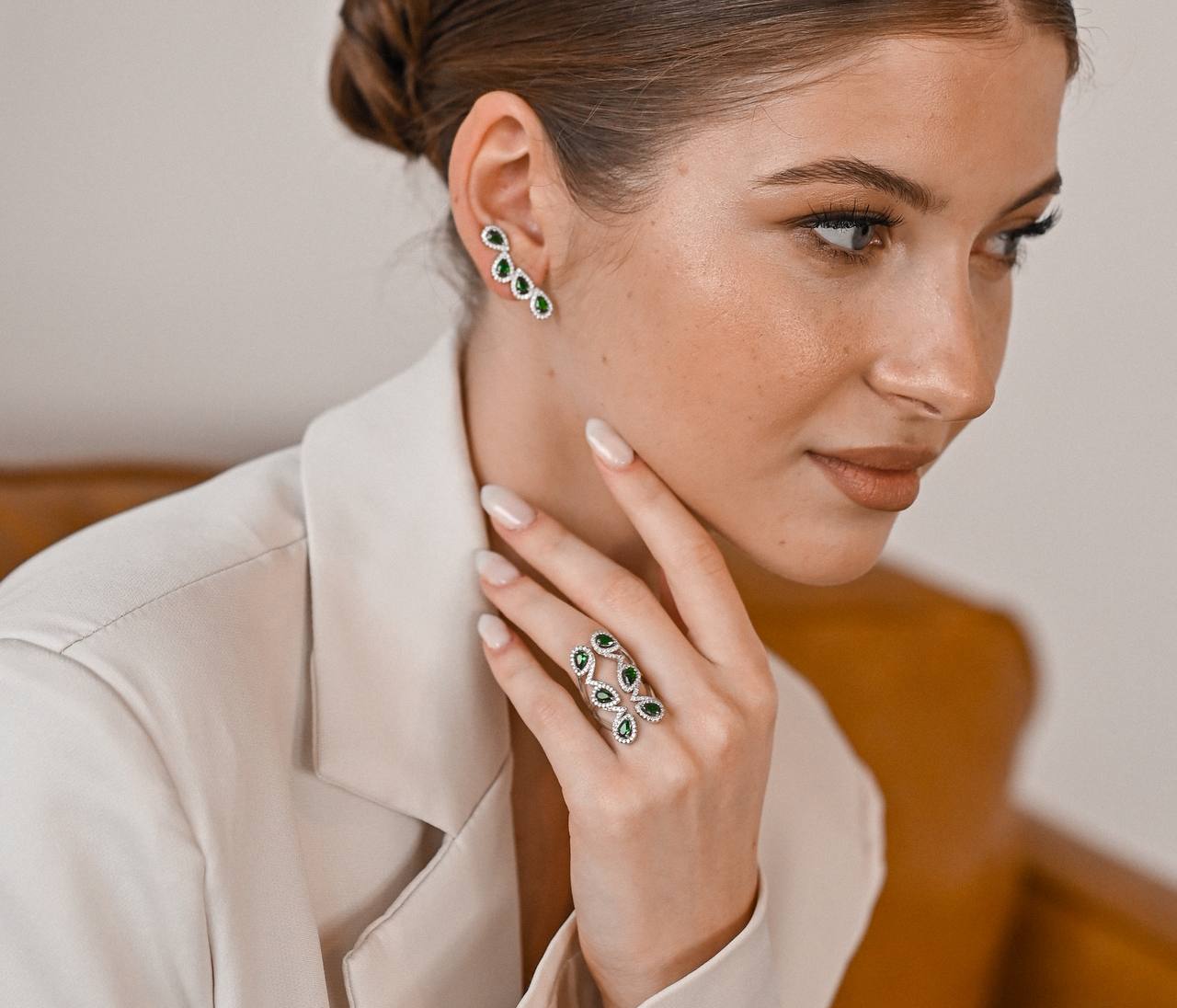 Pear-Shaped Vine Jewelry Set
