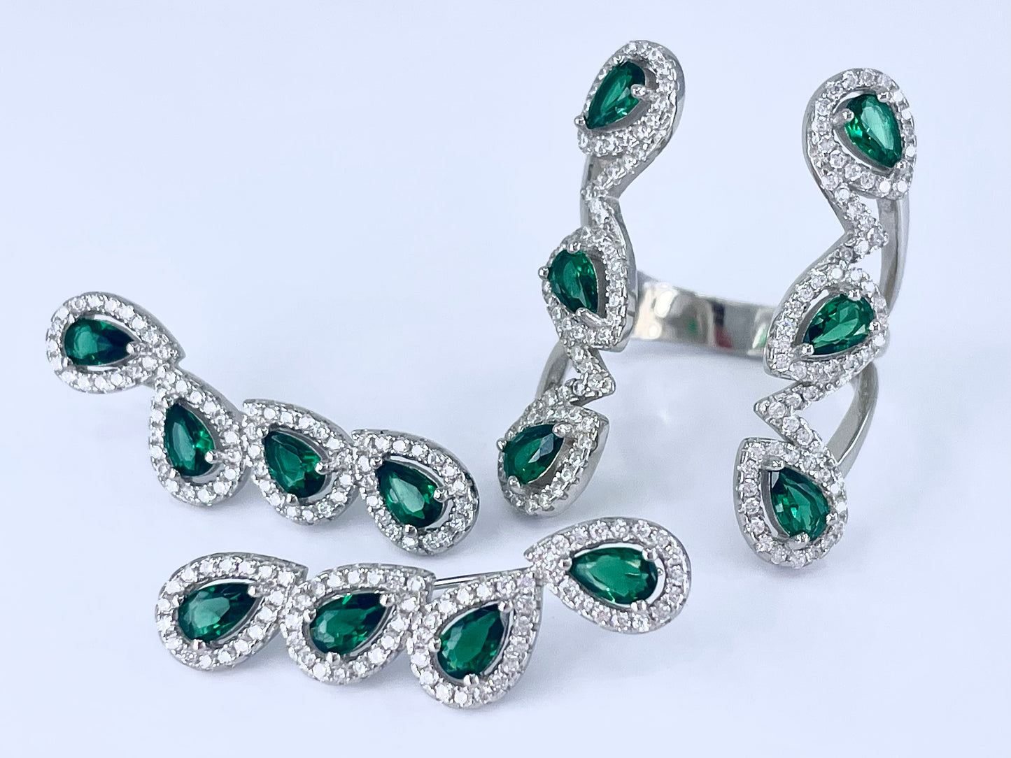 Pear-Shaped Vine Jewelry Set