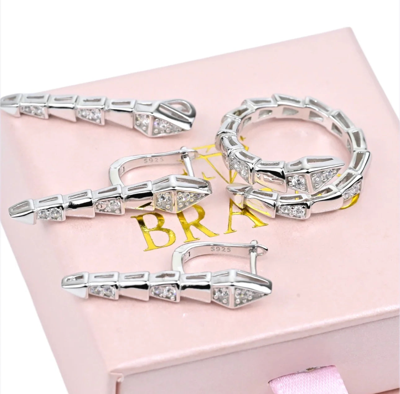 Silver Onyx Snake Set