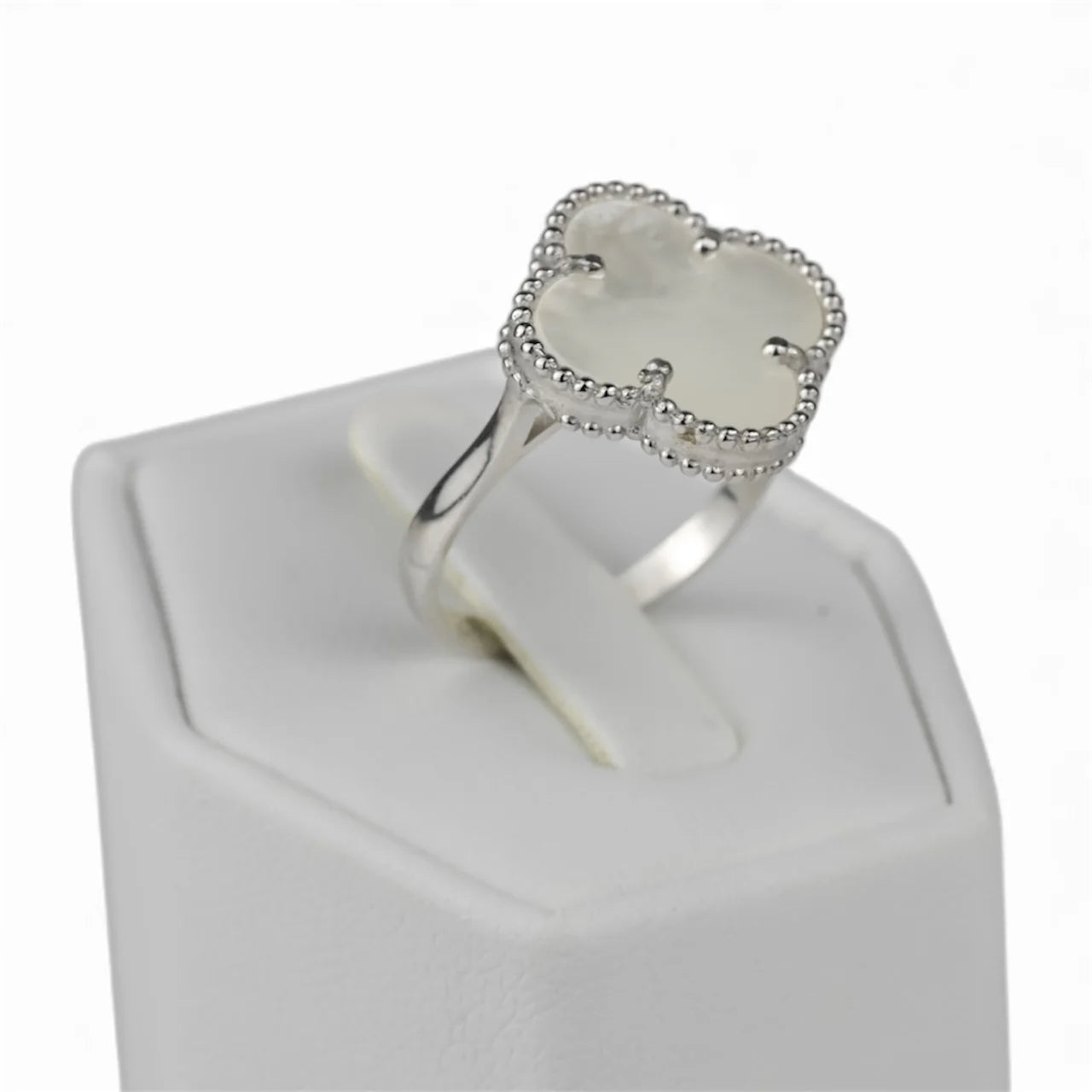 Silver Ring Mother of Pearl