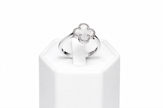 Silver Ring Clover Mother of Pearl