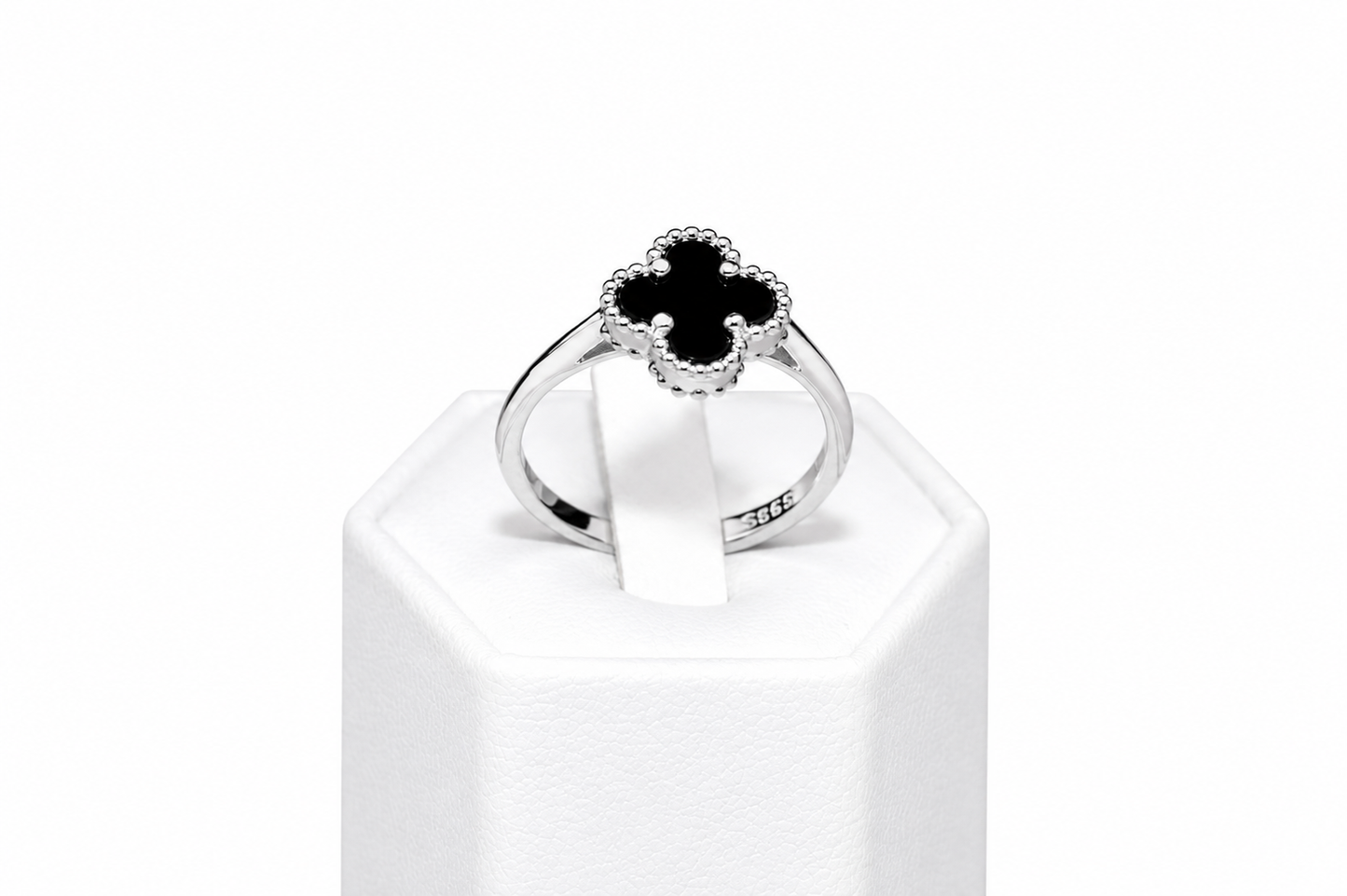 Silver Ring Clover Onyx