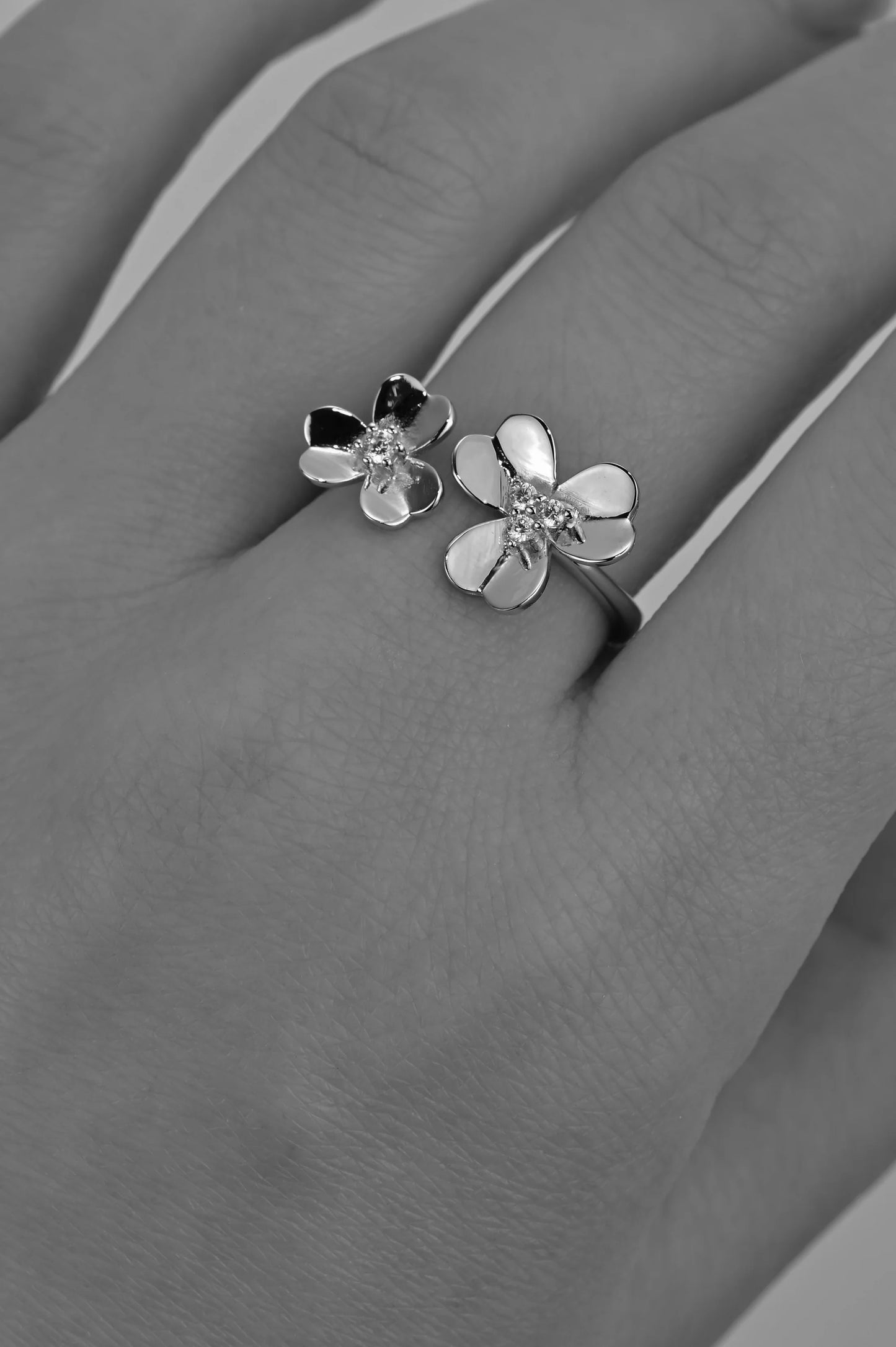 Silver Set Flowers