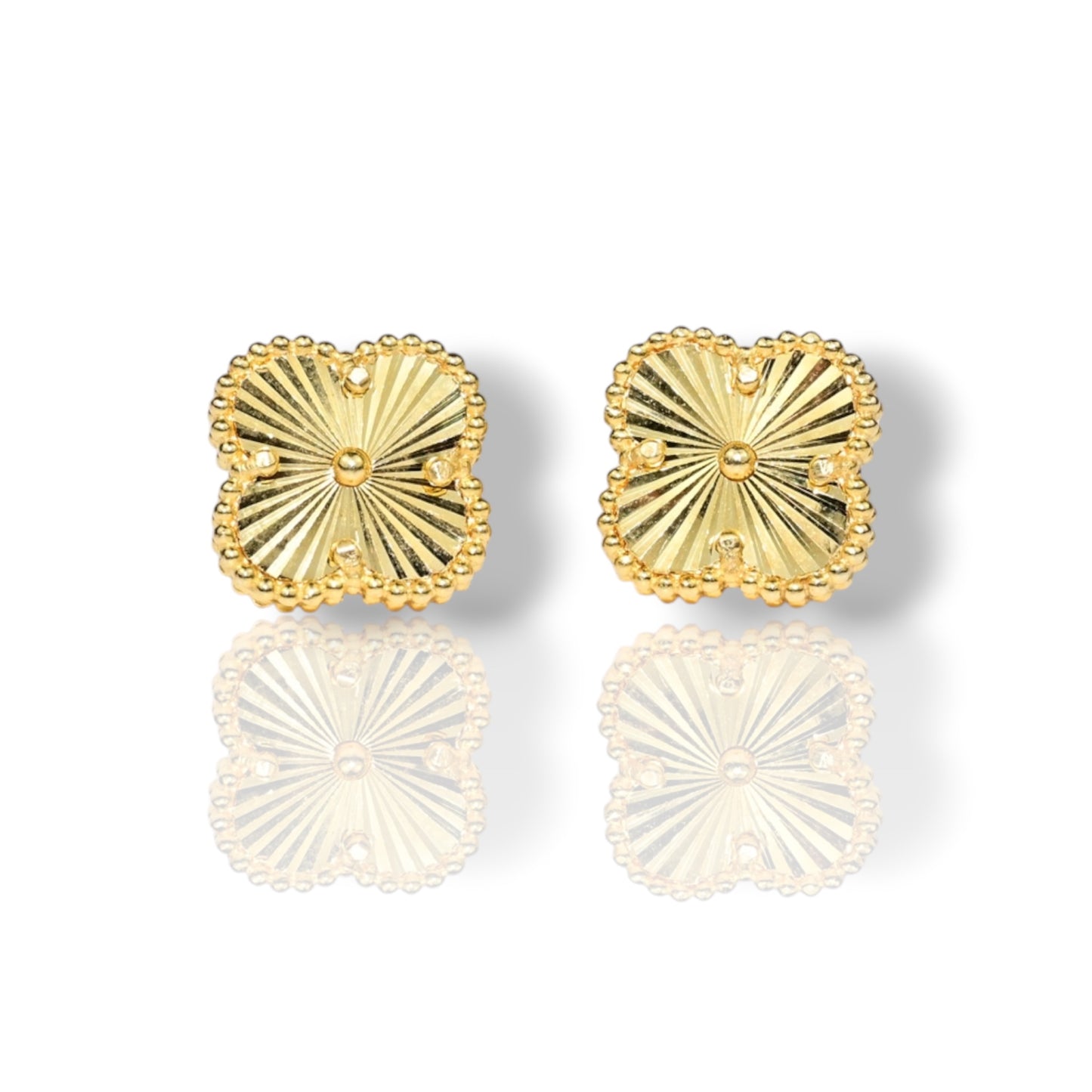 Silver Stud Earrings Clover Yellow Gold Plated