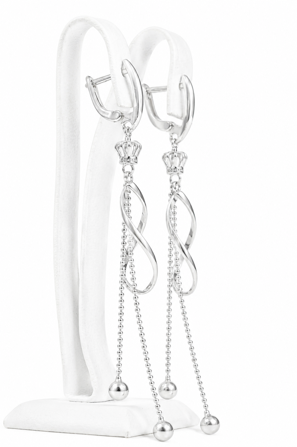 Dangle Earrings Queen