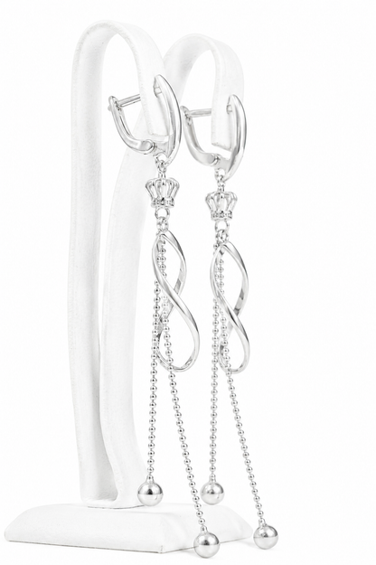 Dangle Earrings Queen