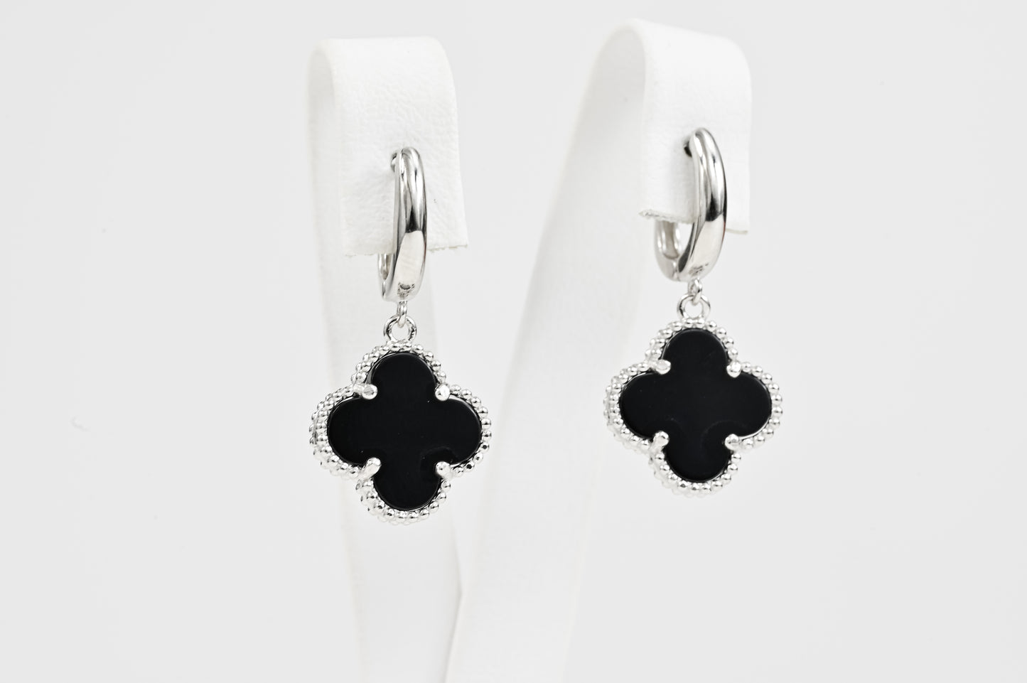 Dangle Earrings Onyx clover