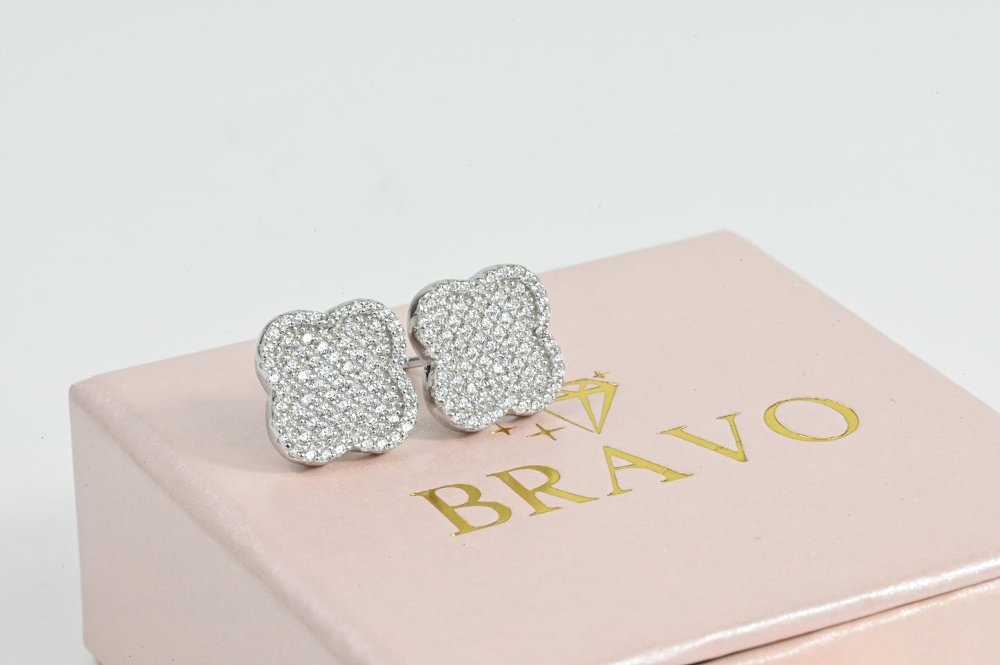 Stud Earrings clover Zirconia stones