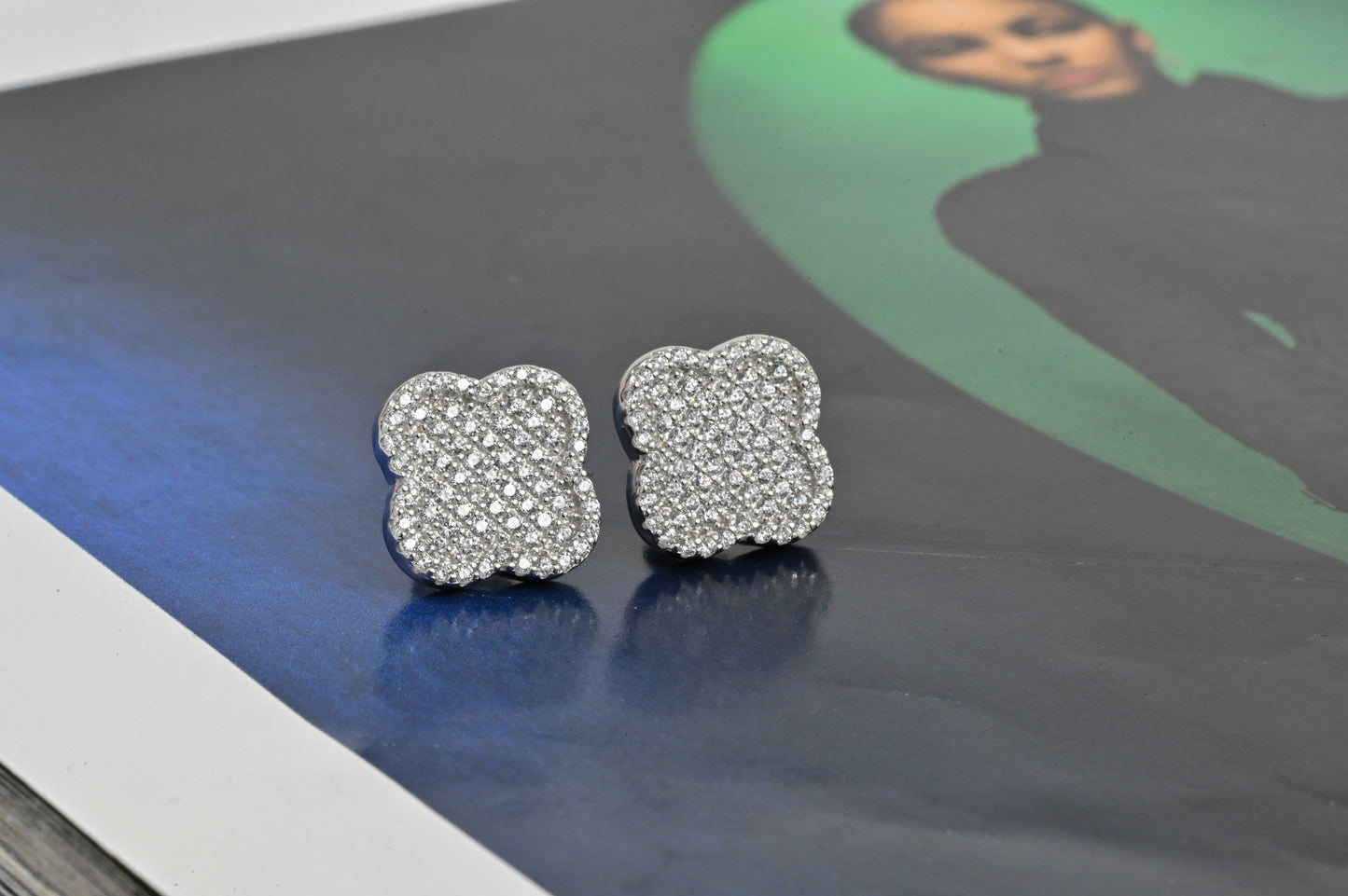 Stud Earrings clover Zirconia stones