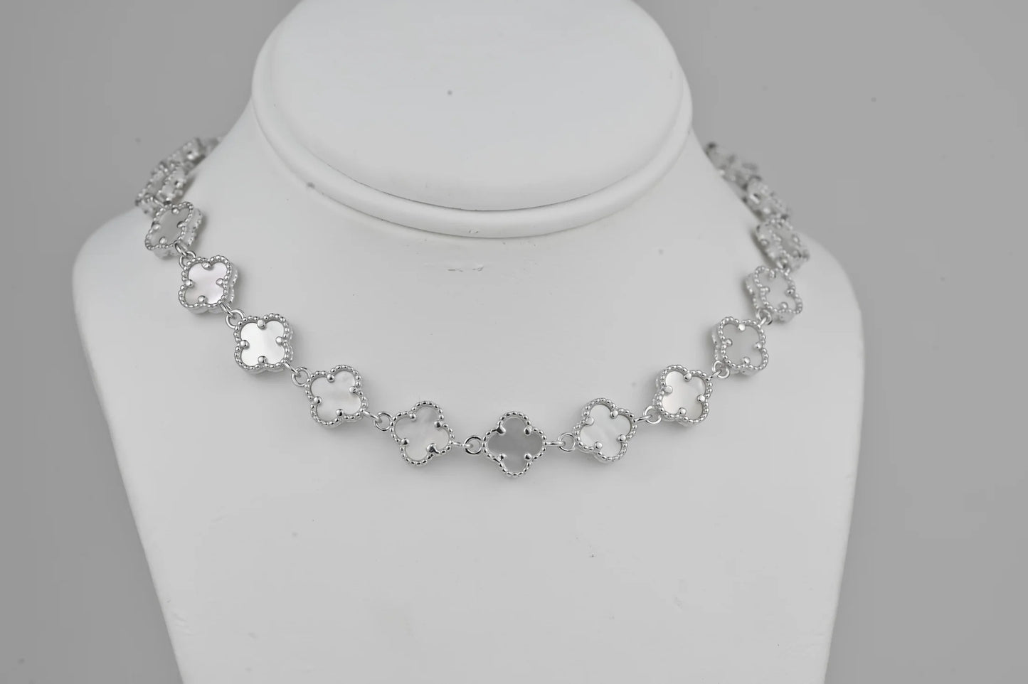 Silver Necklace Clover Mother of Pearl