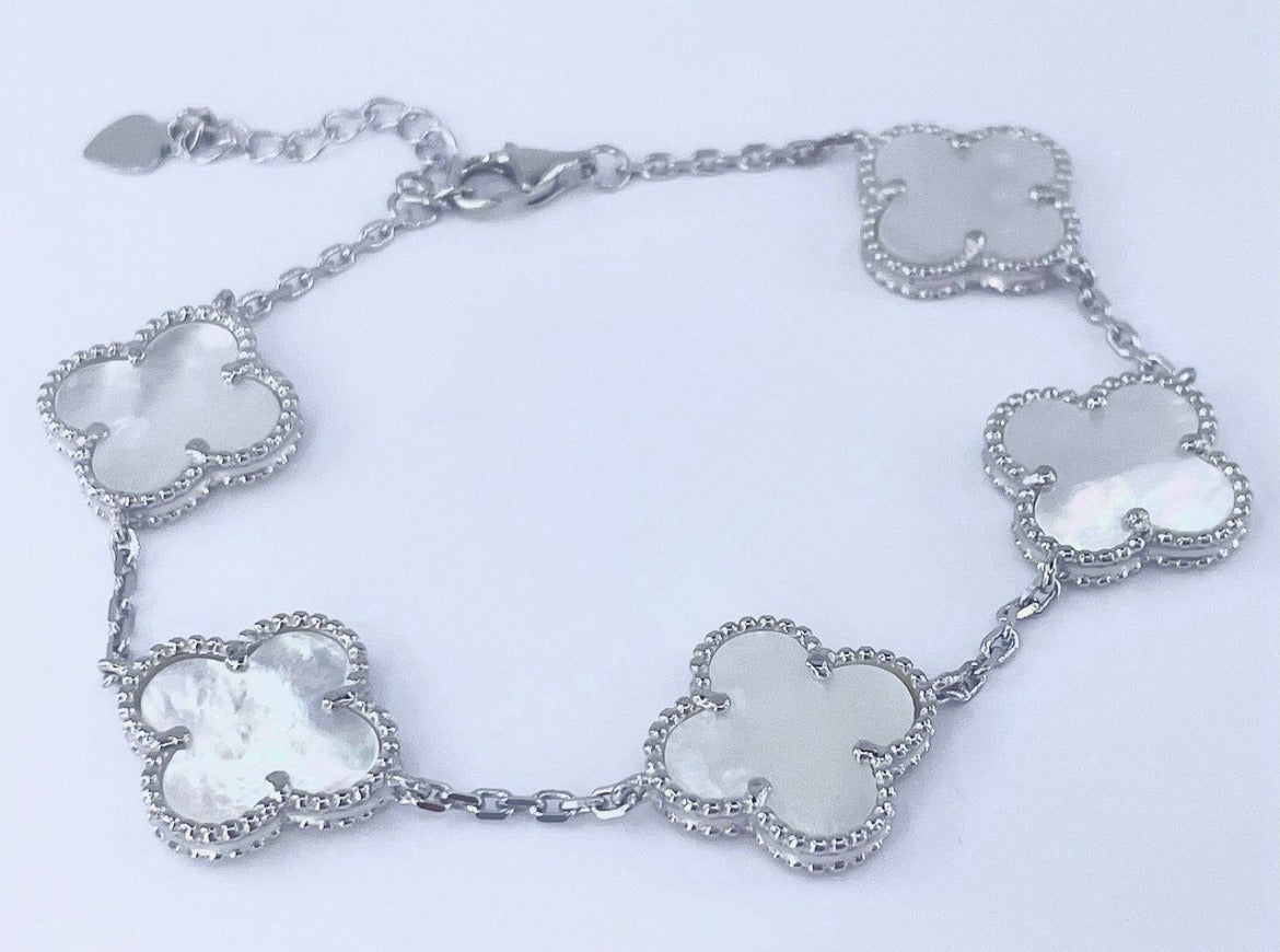 Mother of Pearl Clover Bracelet