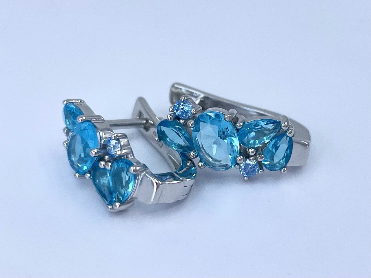 Light Blue Stone Cluster Jewelry Set